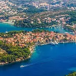 - Panoramic Sea View *