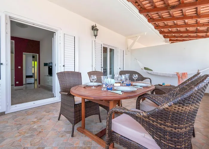 - Panoramic Sea View Apartment *