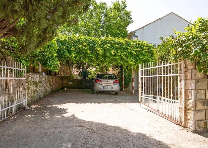 - Panoramic Sea View Apartment *