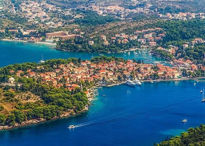 - Panoramic Sea View *